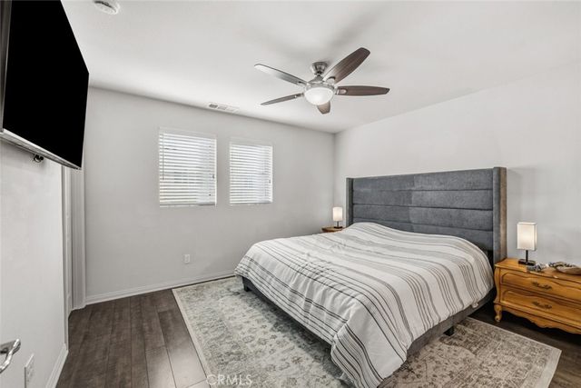 7214 N Chestnut, Van Nuys, CA 91405