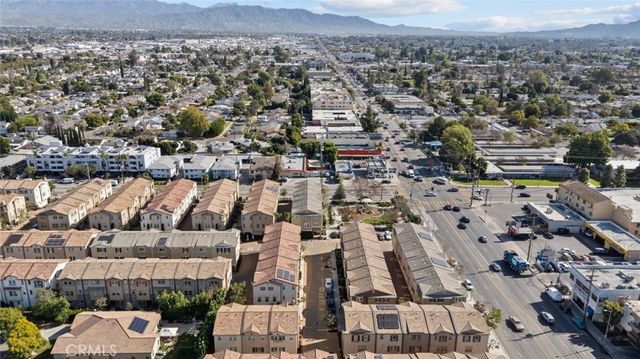 7214 N Chestnut, Van Nuys, CA 91405