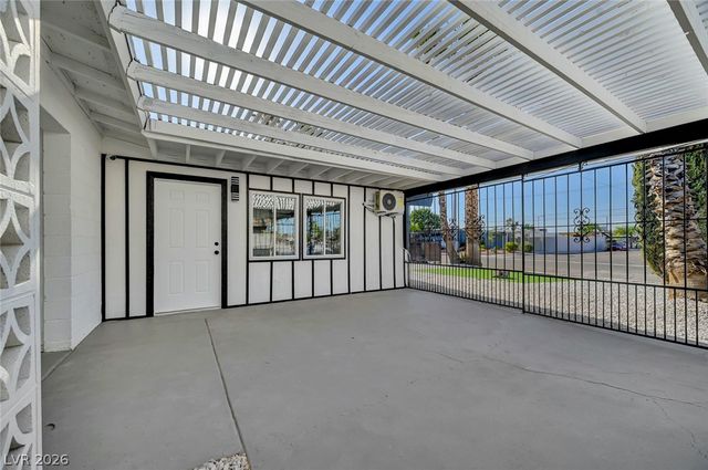923 Laramore Drive, Las Vegas, NV 89119
