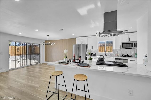 923 Laramore Drive, Las Vegas, NV 89119