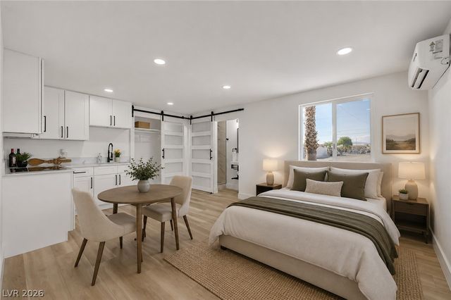 923 Laramore Drive, Las Vegas, NV 89119
