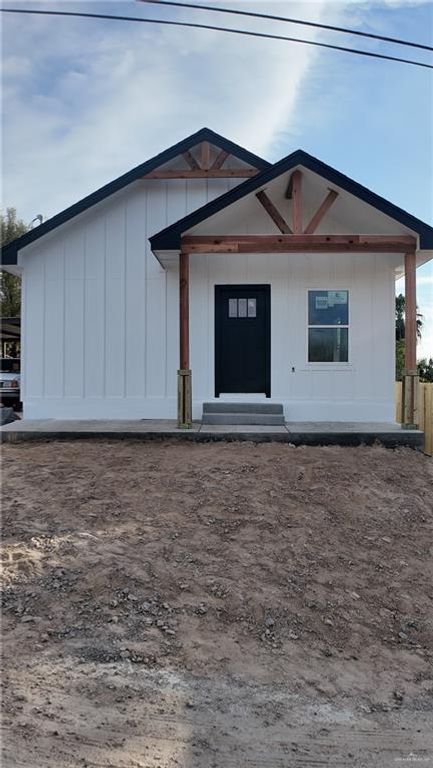 352 Elias Lopez Street, Rio Grande City, TX 78582