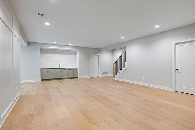 17105 Earnshaw Street, Overland Park, KS 66221