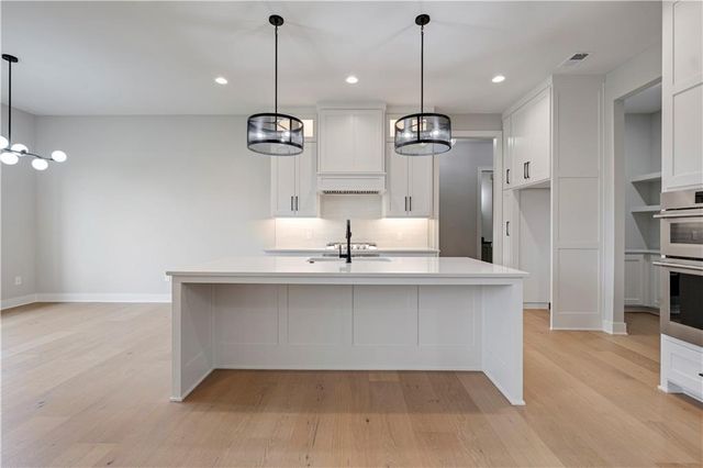 17105 Earnshaw Street, Overland Park, KS 66221