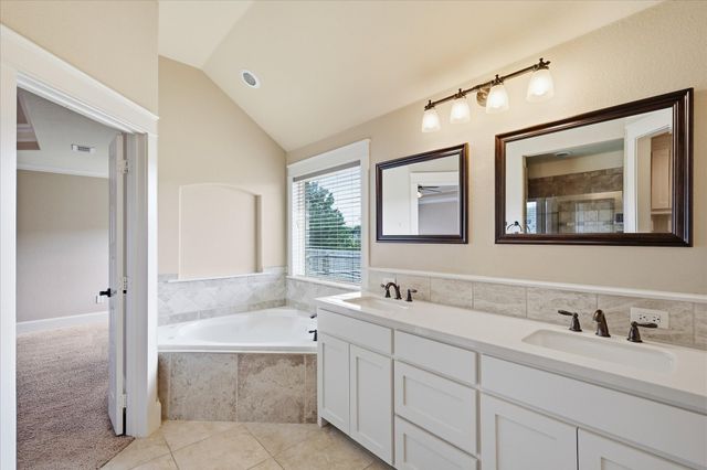2010 Maxwell Court, Aubrey, TX 76227