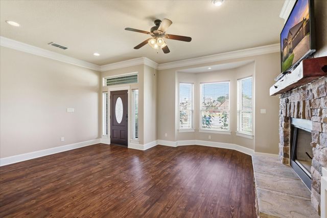 2010 Maxwell Court, Aubrey, TX 76227