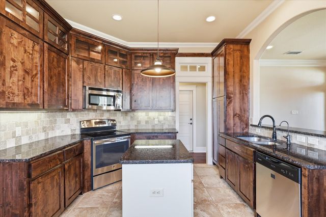 2010 Maxwell Court, Aubrey, TX 76227