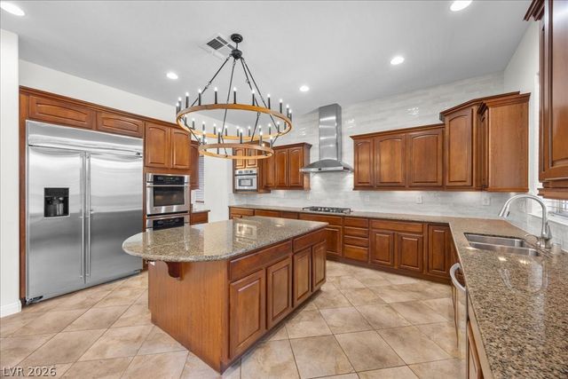 2125 De Rouge Avenue, Henderson, NV 89044