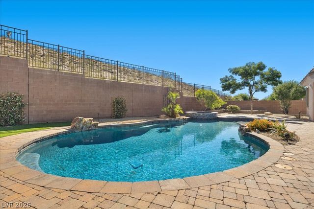 2125 De Rouge Avenue, Henderson, NV 89044