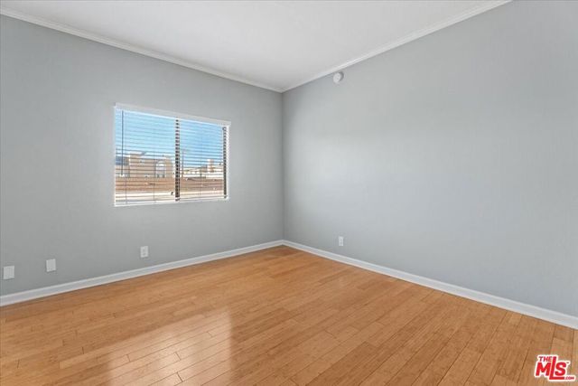 11827 Goshen Avenue 201, Los Angeles, CA 90049