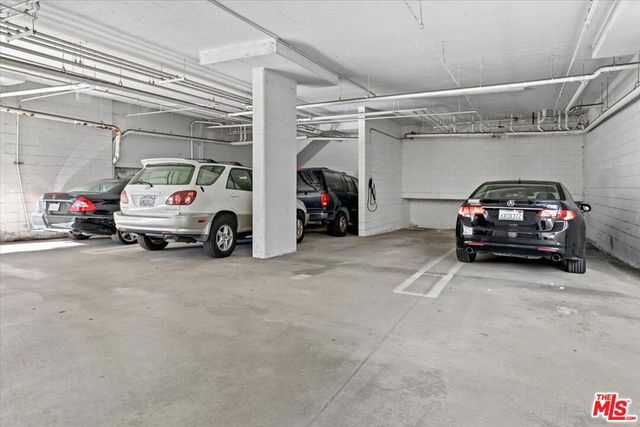 11827 Goshen Avenue 201, Los Angeles, CA 90049