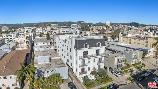 11827 Goshen Avenue 201, Los Angeles, CA 90049