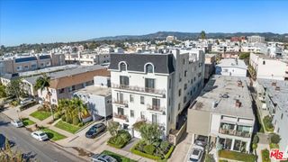 11827 Goshen Avenue 201, Los Angeles, CA 90049