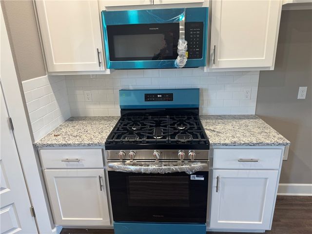 652 Summer Lane, Prairie Grove, AR 72753