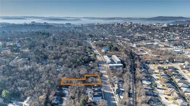 1466 & 1482 N Gregg Avenue, Fayetteville, AR 72703