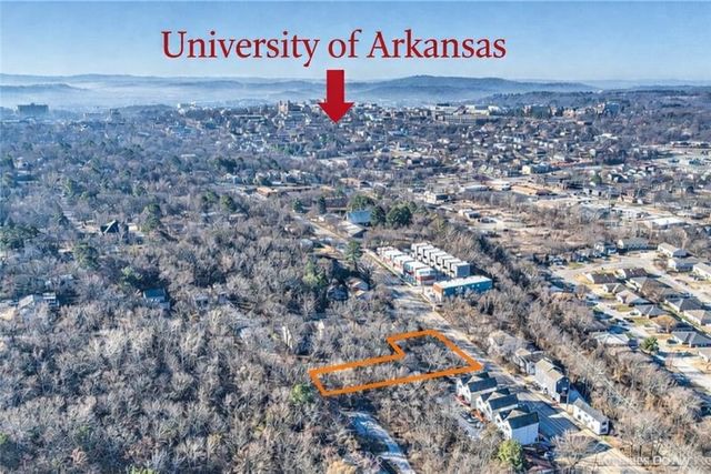 1466 & 1482 N Gregg Avenue, Fayetteville, AR 72703