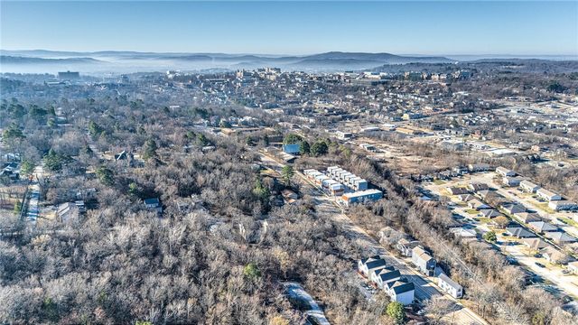 1466 & 1482 N Gregg Avenue, Fayetteville, AR 72703