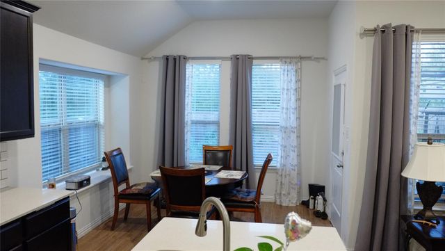 1907 Edgecreek Path, Lewisville, TX 75010