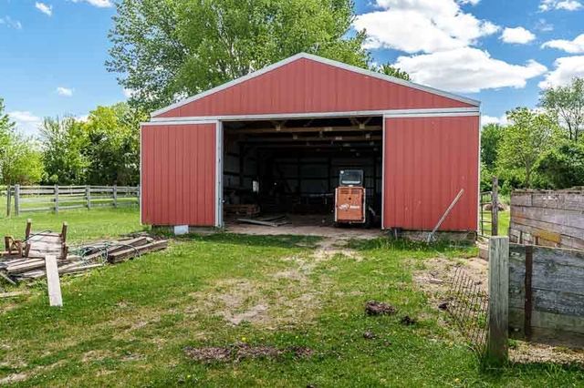 12425 Olson Road, Caledonia, IL 61011