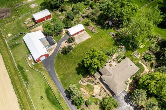 12425 Olson Road, Caledonia, IL 61011