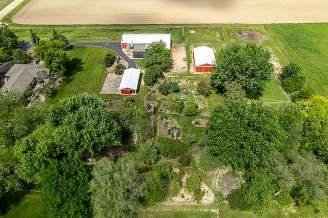 12425 Olson Road, Caledonia, IL 61011