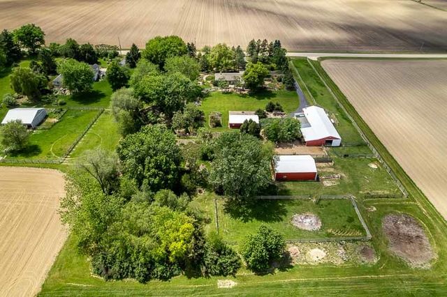 12425 Olson Road, Caledonia, IL 61011