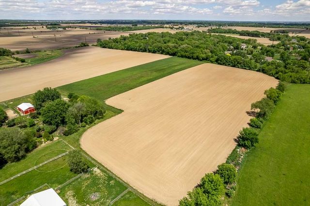 12425 Olson Road, Caledonia, IL 61011