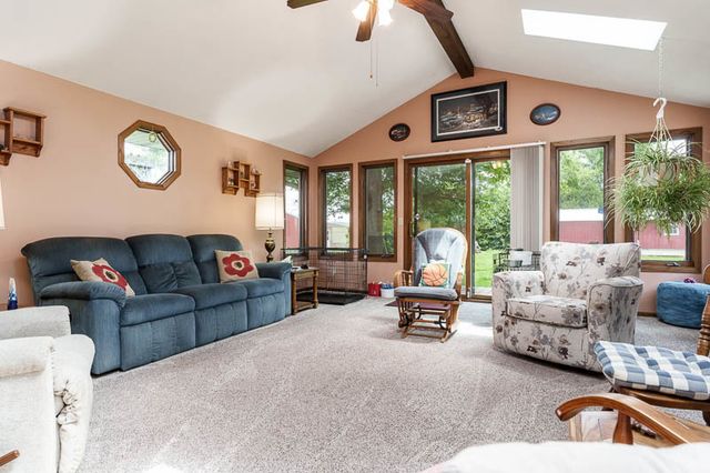12425 Olson Road, Caledonia, IL 61011