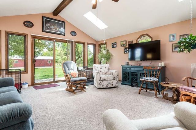 12425 Olson Road, Caledonia, IL 61011