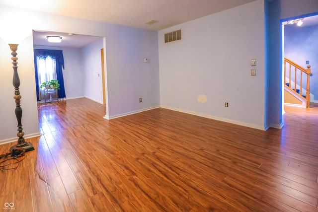 2224 Gradison Drive, Indianapolis, IN 46214