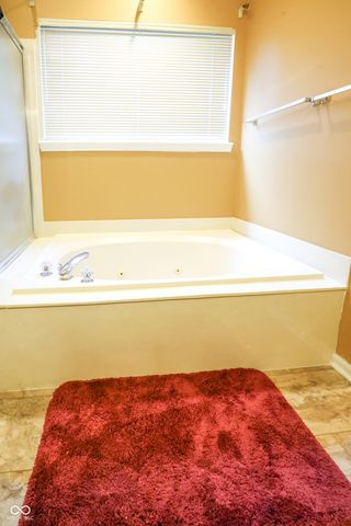 2224 Gradison Drive, Indianapolis, IN 46214