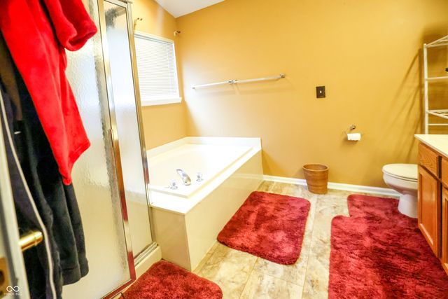 2224 Gradison Drive, Indianapolis, IN 46214