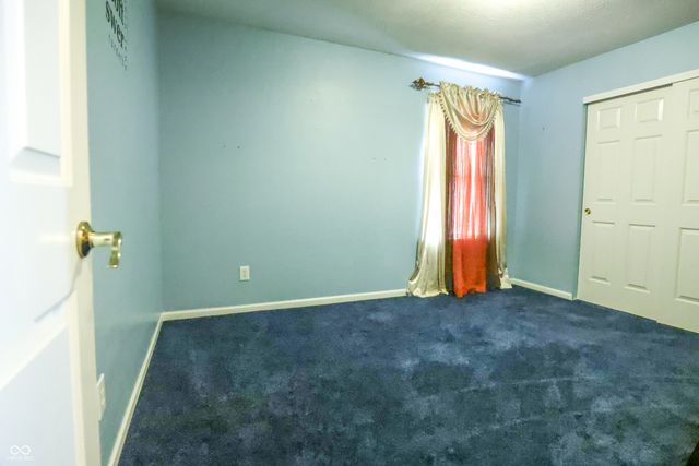 2224 Gradison Drive, Indianapolis, IN 46214