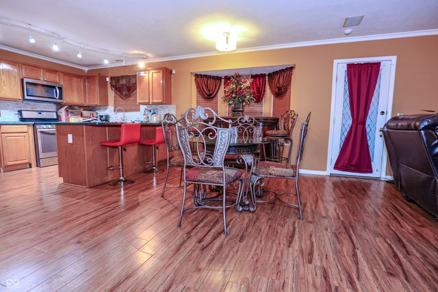 2224 Gradison Drive, Indianapolis, IN 46214
