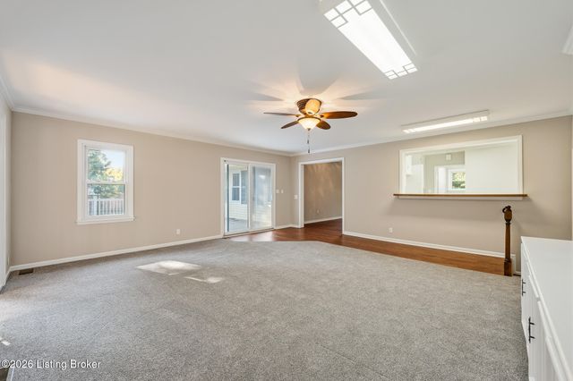 315 Foeburn Ln, Louisville, KY 40207