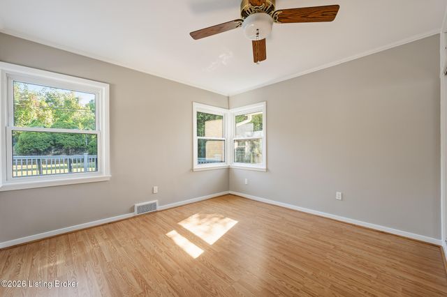 315 Foeburn Ln, Louisville, KY 40207