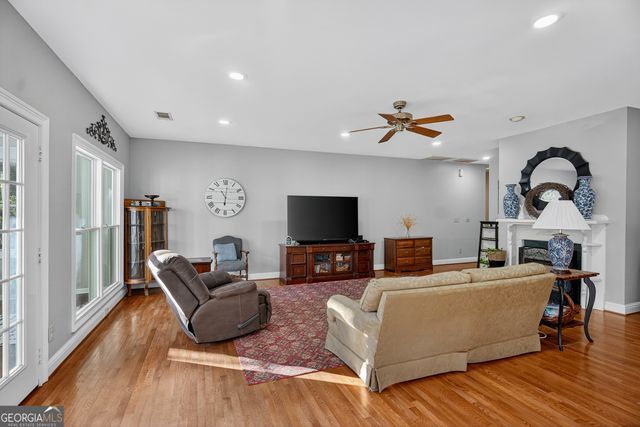 1144 Oak Grove Road, Pine Mountain, GA 31822