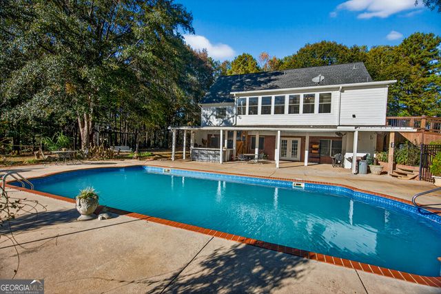 1144 Oak Grove Road, Pine Mountain, GA 31822