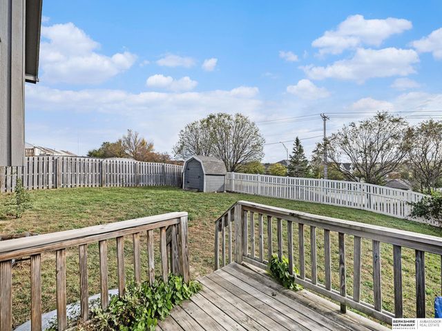 8953 Kimball Street, Omaha, NE 68112