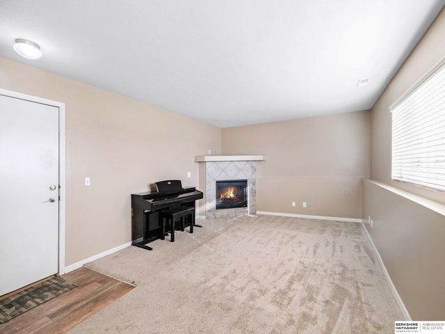 8953 Kimball Street, Omaha, NE 68112