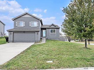 8953 Kimball Street, Omaha, NE 68112
