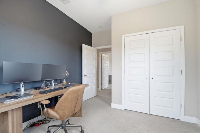 104 Kahalulu DR, Bastrop, TX 78602