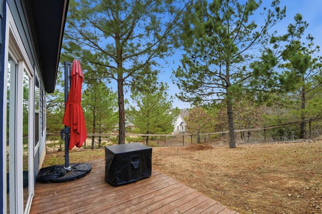 104 Kahalulu DR, Bastrop, TX 78602