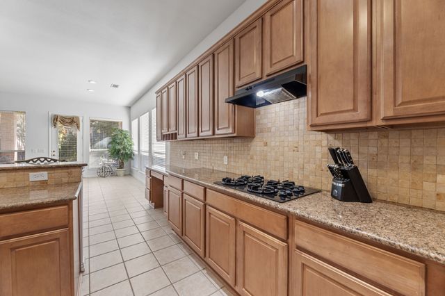 362 Southern Hills Drive, Fairview, TX 75069