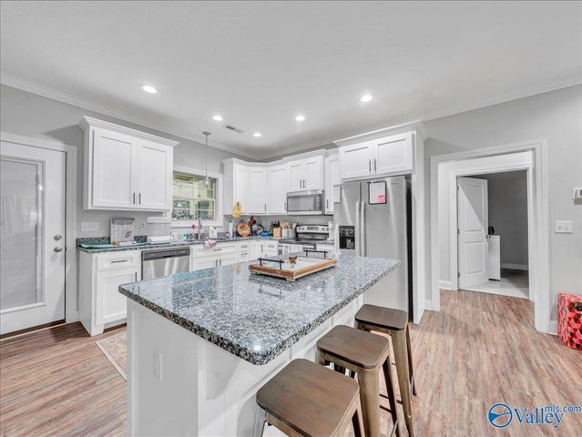 274 Kayla Circle, Boaz, AL 35957