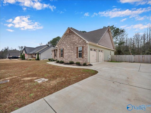 274 Kayla Circle, Boaz, AL 35957