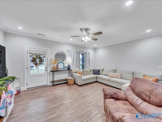 274 Kayla Circle, Boaz, AL 35957