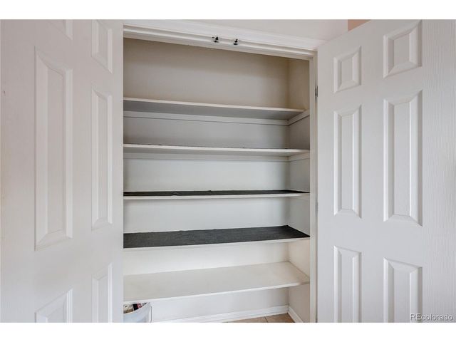 6141 S Richfield Ct, Aurora, CO 80016