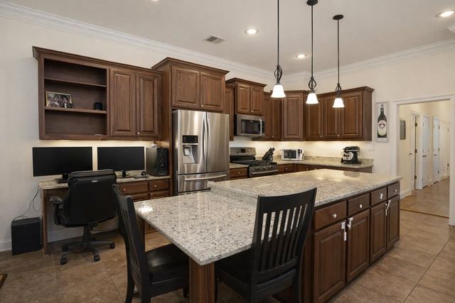 1218 Empire Builder, Thibodaux, LA 70301