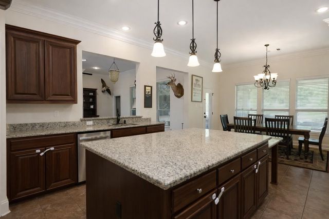 1218 Empire Builder, Thibodaux, LA 70301